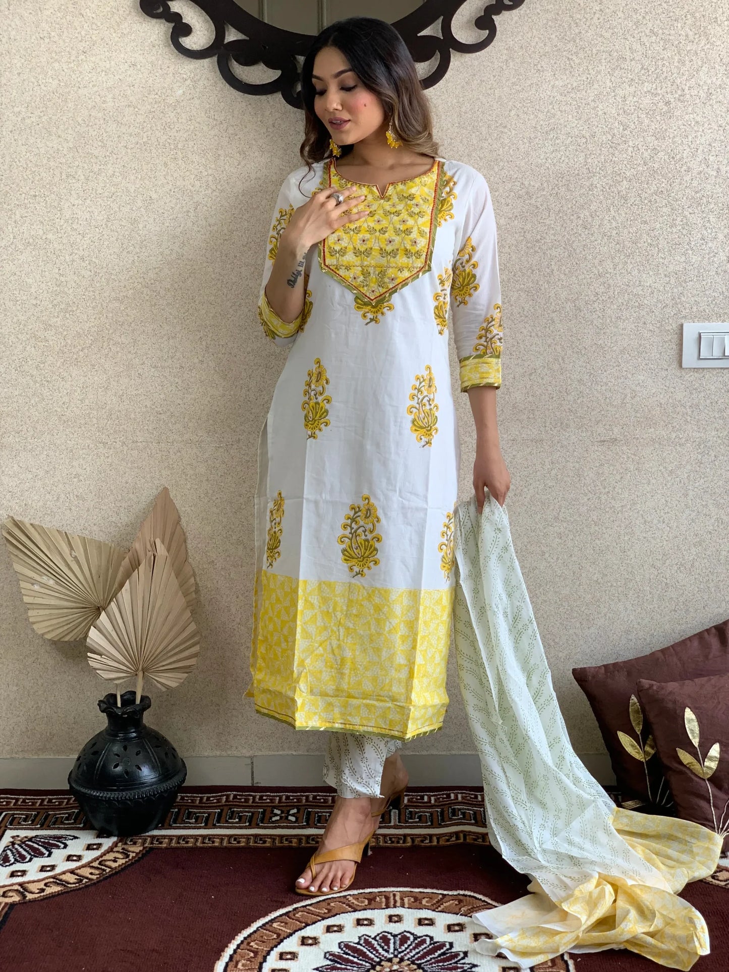 White Hand Block Dupatta Set