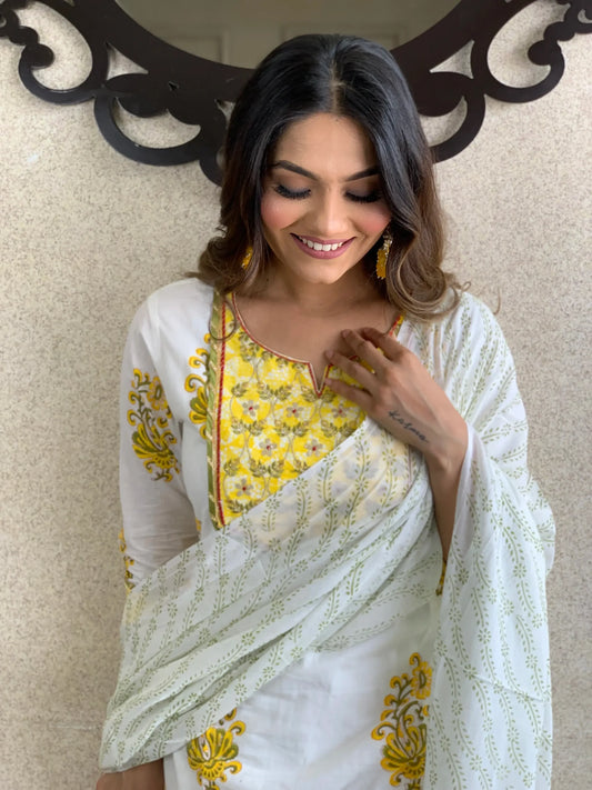 White Hand Block Dupatta Set
