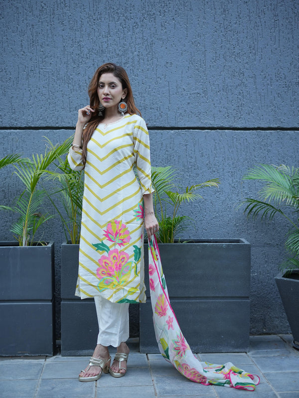 Off White Muslin Dupatta Set