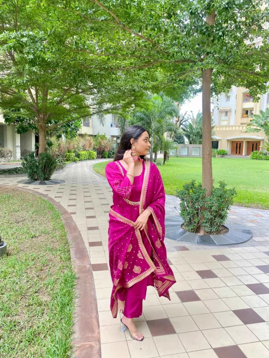 Purple Dola Silk Dupatta Set