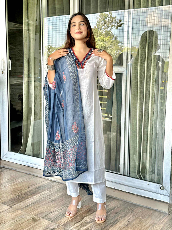White Cotton Dupatta Set