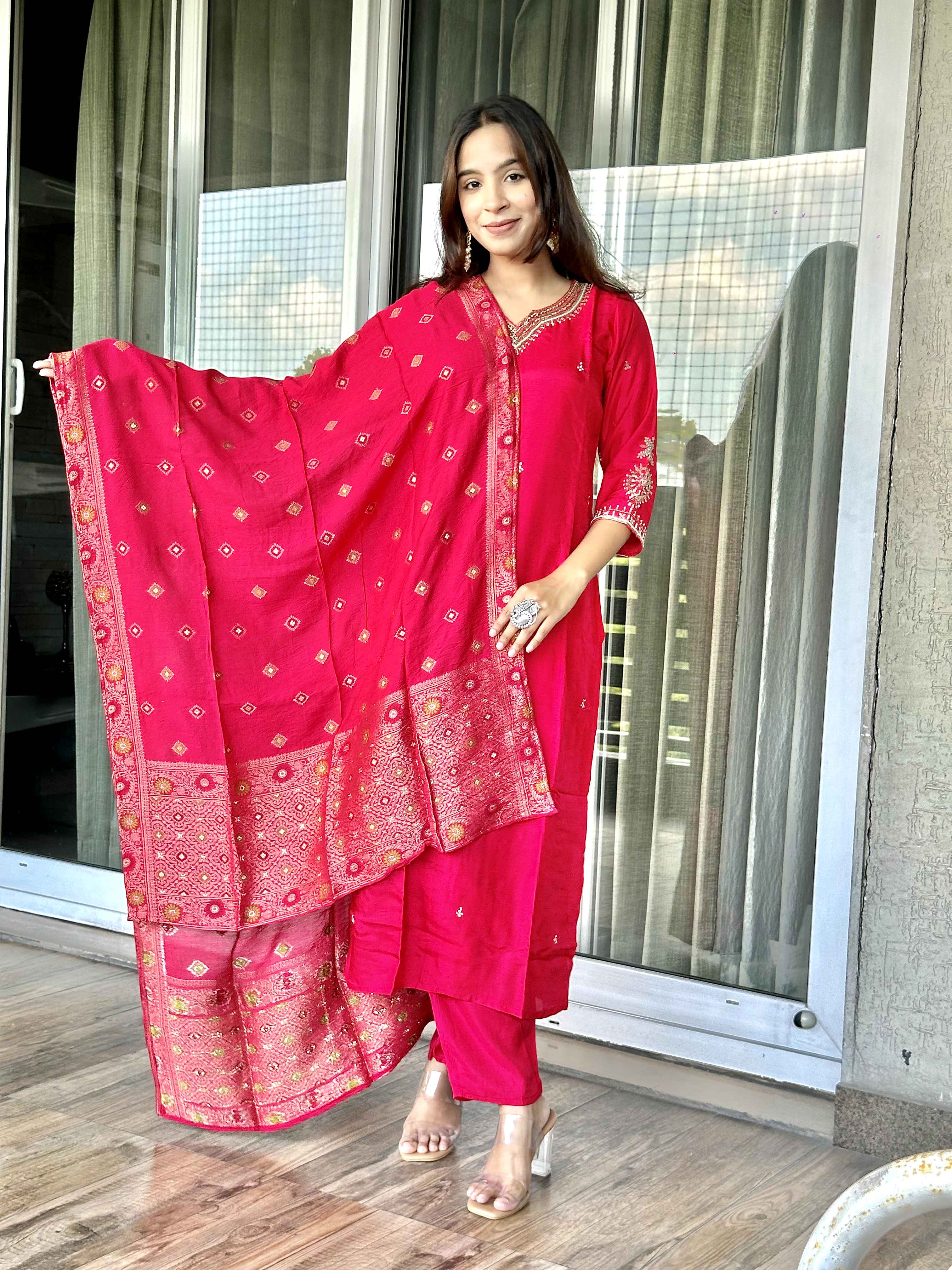 Red Dola Silk Kurta Pant with  Banarasi Dupatta set