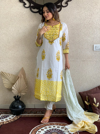 White Hand Block Dupatta Set