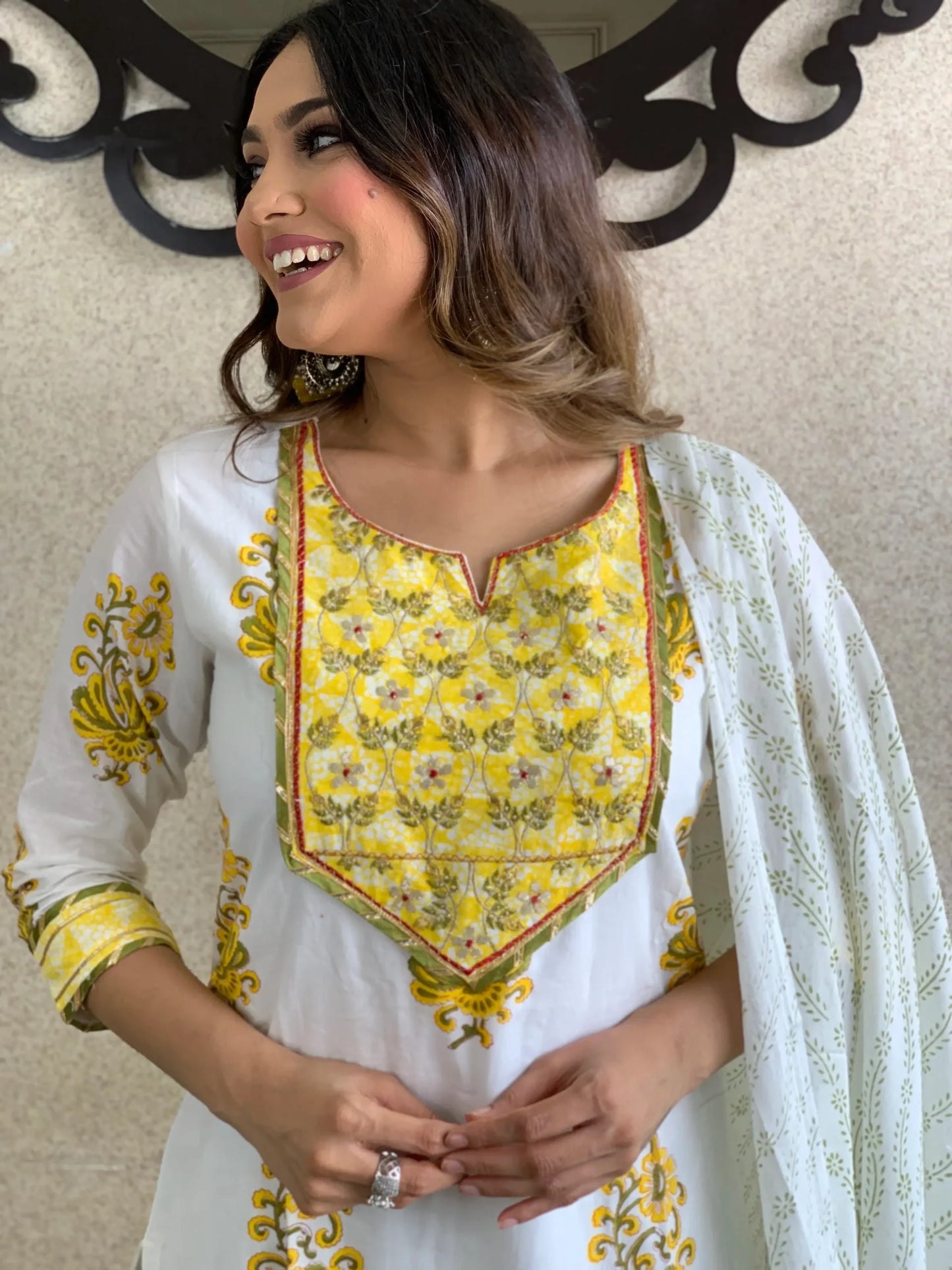 White Hand Block Dupatta Set