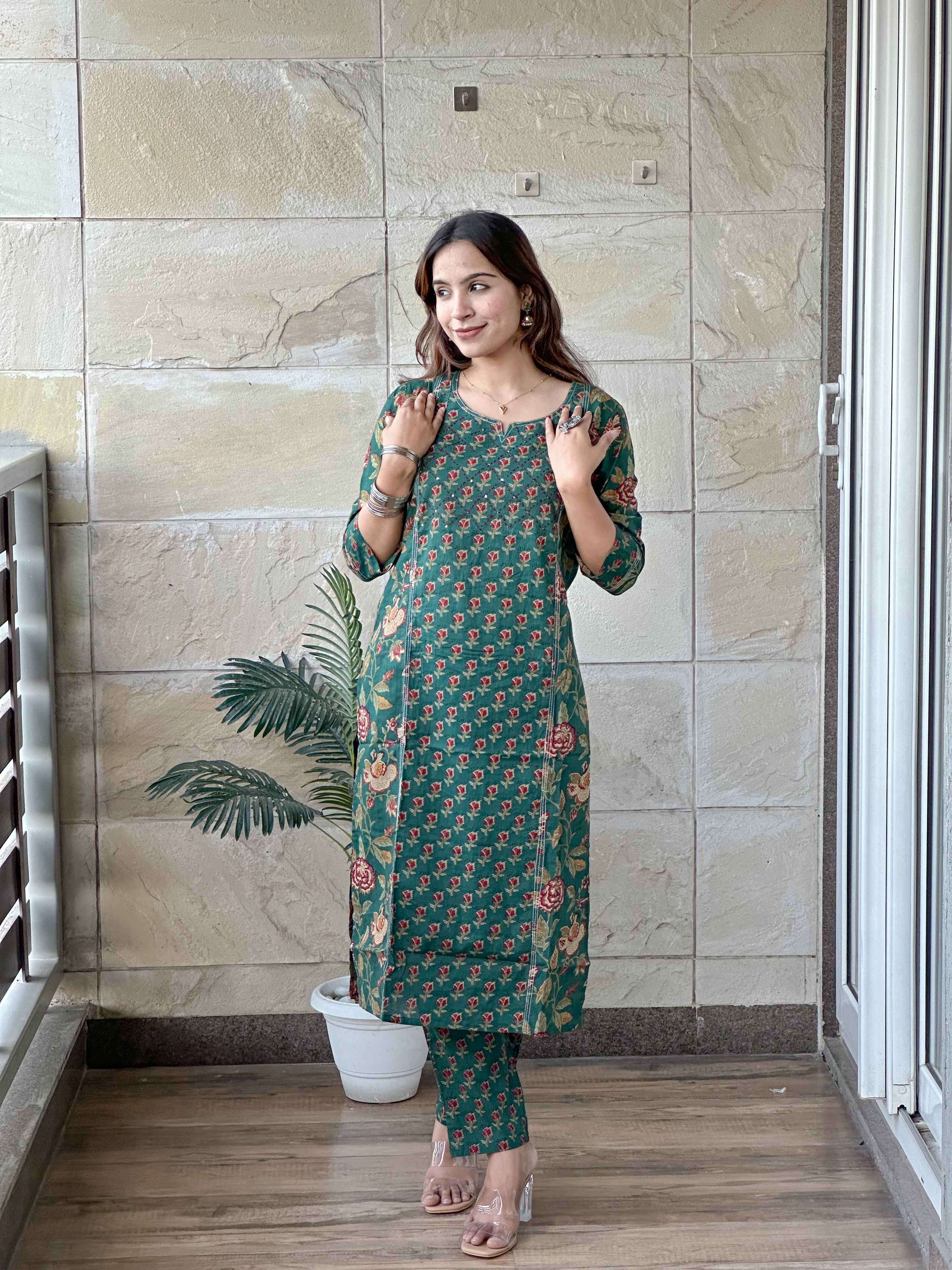 Green Cotton Kurta Pant with Kota Doriya Dupatta