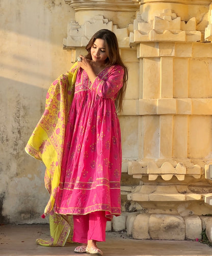 Pink Anarkali Dupatta Set
