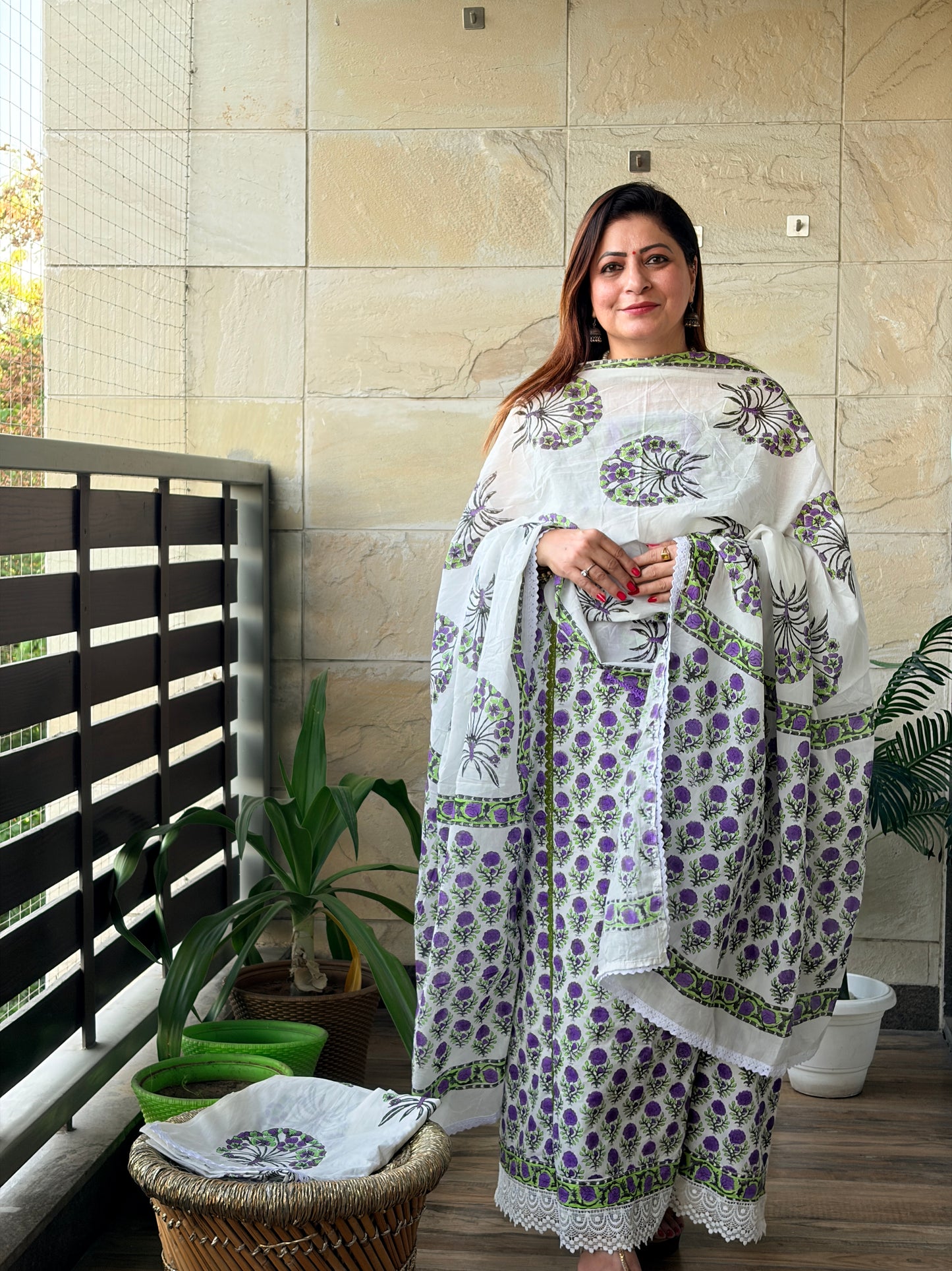 White Floral Handblock Unstiched Suit Set