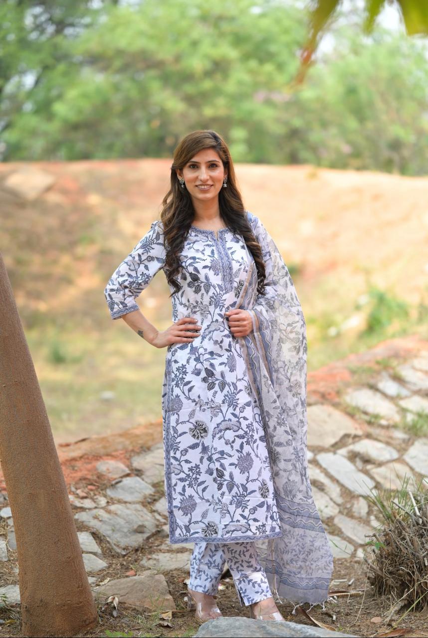 White grey Floral Printed Kurta Set