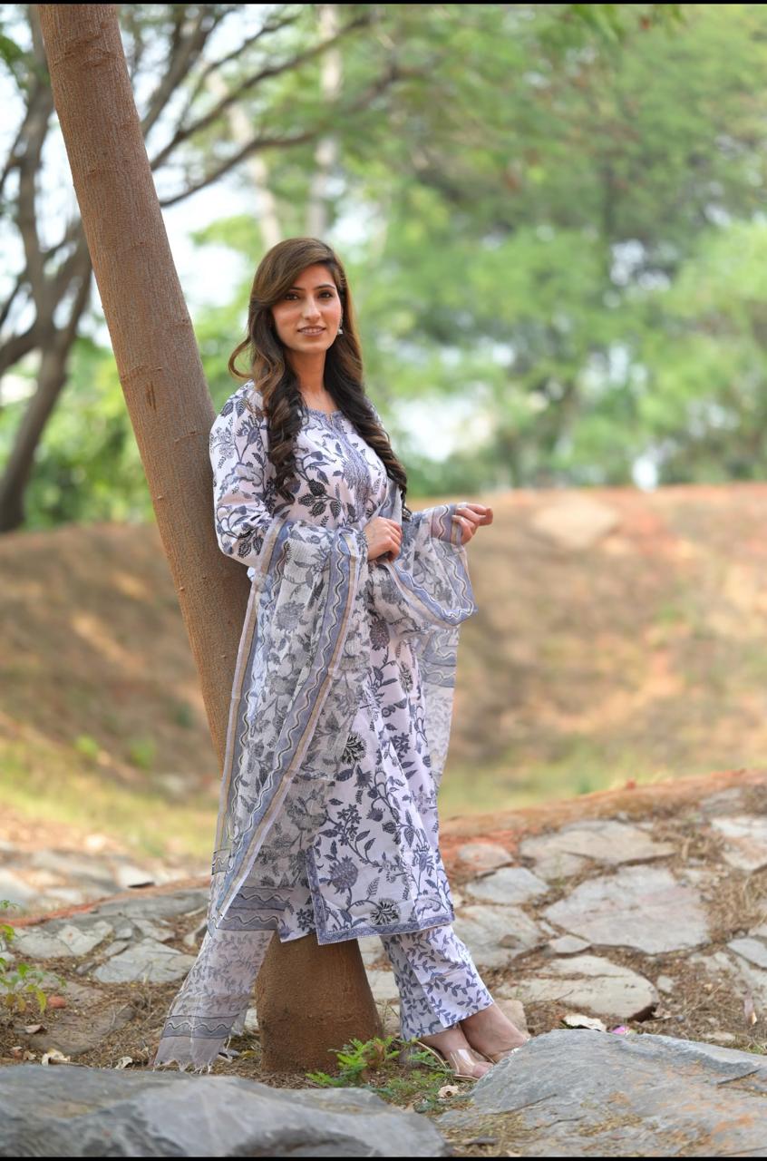 White grey Floral Printed Kurta Set