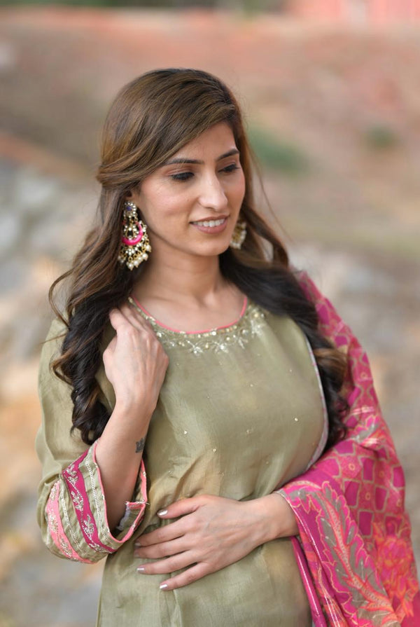 Pale Gold Upada Silk Dupatta Set