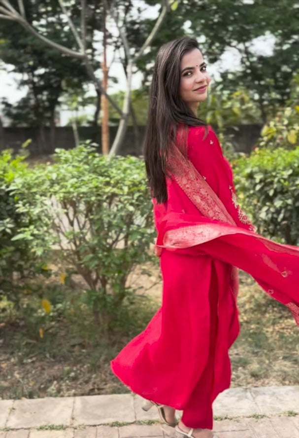 Red Dola Silk Kurta Pant with  Banarasi Dupatta